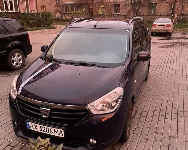 Синий Дачия Лоджи, объемом двигателя 1.6 л и пробегом 207 тыс. км за 5800 $, фото 1 на Automoto.ua