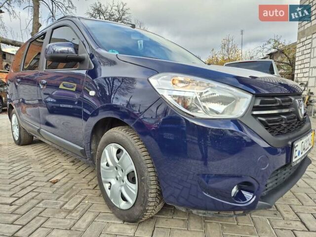 Синій Дачія Лоджі, об'ємом двигуна 1.6 л та пробігом 116 тис. км за 10200 $, фото 1 на Automoto.ua