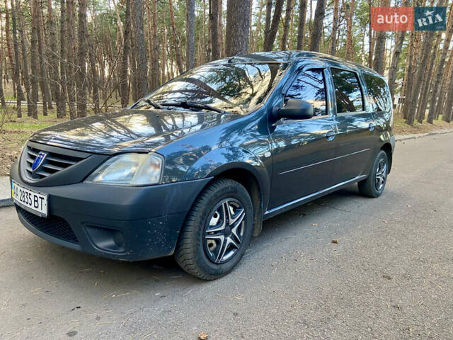 Серый Дачия Логан МСВ, объемом двигателя 1.6 л и пробегом 226 тыс. км за 3950 $, фото 1 на Automoto.ua