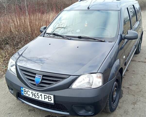 Серый Дачия Логан МСВ, объемом двигателя 1.6 л и пробегом 153 тыс. км за 5200 $, фото 1 на Automoto.ua