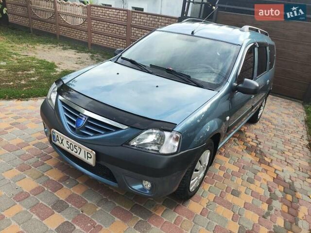 Синий Дачия Логан МСВ, объемом двигателя 1.6 л и пробегом 215 тыс. км за 5300 $, фото 1 на Automoto.ua