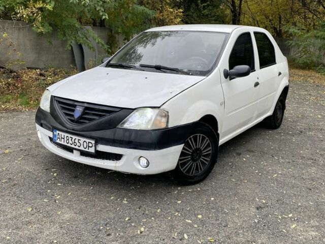 Белый Дачия Логан, объемом двигателя 1.4 л и пробегом 253 тыс. км за 1499 $, фото 1 на Automoto.ua