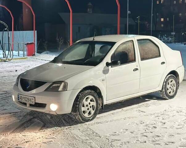 Белый Дачия Логан, объемом двигателя 1.39 л и пробегом 200 тыс. км за 2150 $, фото 1 на Automoto.ua