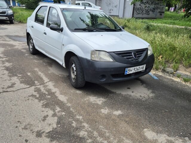 Белый Дачия Логан, объемом двигателя 1.4 л и пробегом 563 тыс. км за 1900 $, фото 1 на Automoto.ua