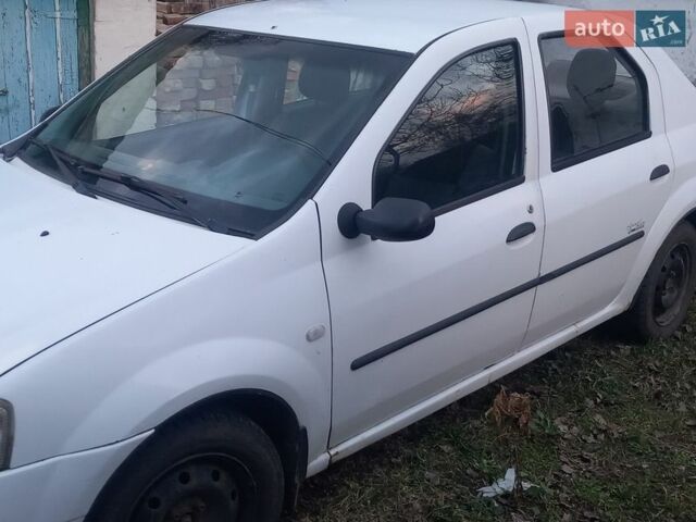 Белый Дачия Логан, объемом двигателя 1.4 л и пробегом 164 тыс. км за 2500 $, фото 1 на Automoto.ua
