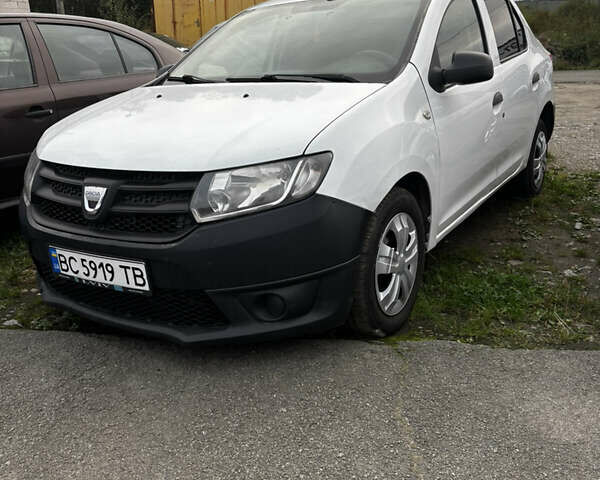 Белый Дачия Логан, объемом двигателя 1.2 л и пробегом 406 тыс. км за 3250 $, фото 1 на Automoto.ua