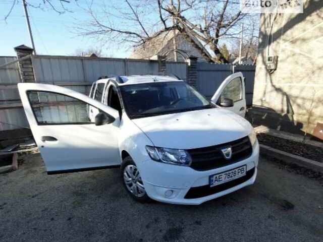 Белый Дачия Логан, объемом двигателя 1.2 л и пробегом 201 тыс. км за 6980 $, фото 1 на Automoto.ua