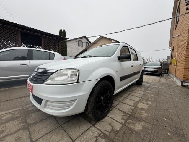 Белый Дачия Логан, объемом двигателя 1.4 л и пробегом 177 тыс. км за 5499 $, фото 1 на Automoto.ua