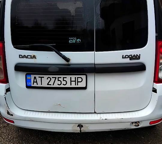 Білий Дачія Logan, об'ємом двигуна 1.6 л та пробігом 380 тис. км за 3200 $, фото 1 на Automoto.ua