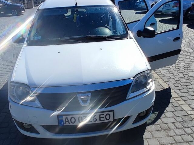 Белый Дачия Логан, объемом двигателя 1.5 л и пробегом 235 тыс. км за 5830 $, фото 1 на Automoto.ua