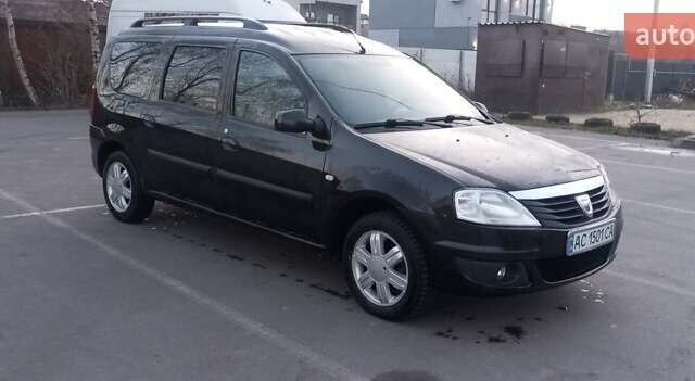Черный Дачия Логан, объемом двигателя 1.6 л и пробегом 340 тыс. км за 4650 $, фото 1 на Automoto.ua