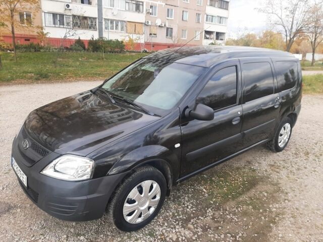 Черный Дачия Логан, объемом двигателя 1.6 л и пробегом 166 тыс. км за 3800 $, фото 1 на Automoto.ua