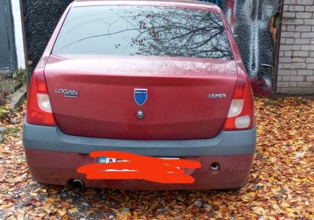 Красный Дачия Логан, объемом двигателя 1.6 л и пробегом 470 тыс. км за 2000 $, фото 1 на Automoto.ua