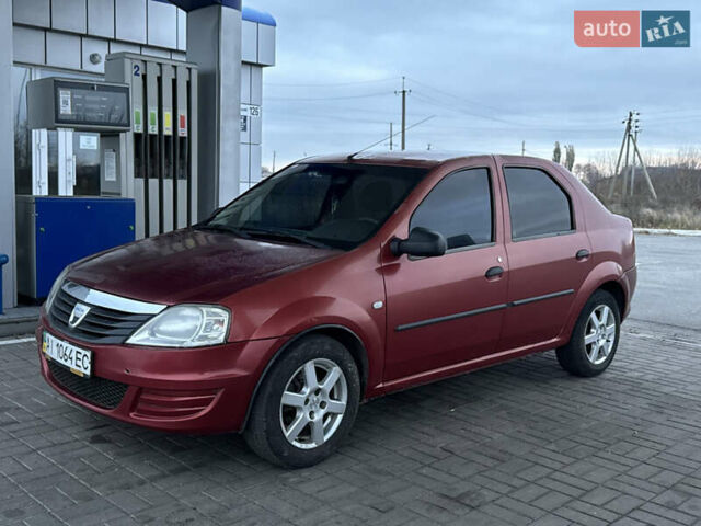 Красный Дачия Логан, объемом двигателя 1.4 л и пробегом 324 тыс. км за 3100 $, фото 1 на Automoto.ua