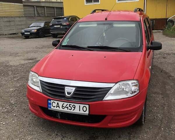 Дачия Логан 2009 в Черкассах на Automoto.ua Красный Дачия Логан, объемом двигателя 1.6 л и пробегом 260 тыс. км за 5000 $, фото 1 на Automoto.ua