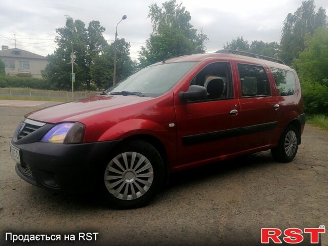 Красный Дачия Логан, объемом двигателя 1.6 л и пробегом 156 тыс. км за 3700 $, фото 1 на Automoto.ua