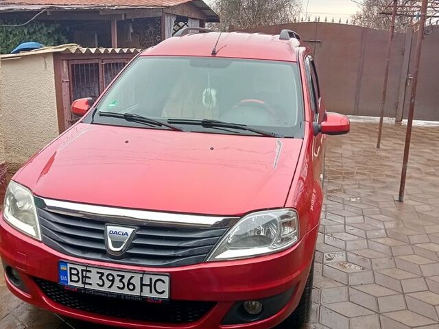 Красный Дачия Логан, объемом двигателя 1.6 л и пробегом 238 тыс. км за 7000 $, фото 1 на Automoto.ua