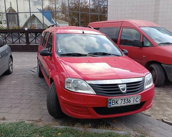 Красный Дачия Логан, объемом двигателя 1.46 л и пробегом 217 тыс. км за 4999 $, фото 1 на Automoto.ua