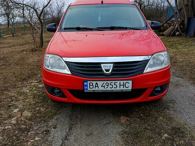 Красный Дачия Логан, объемом двигателя 1.6 л и пробегом 219 тыс. км за 5750 $, фото 1 на Automoto.ua