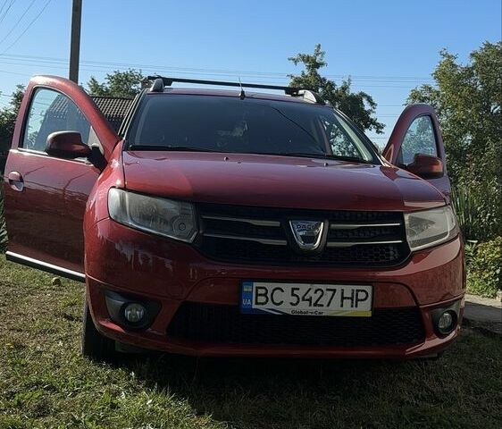 Красный Дачия Логан, объемом двигателя 0 л и пробегом 3 тыс. км за 5510 $, фото 1 на Automoto.ua