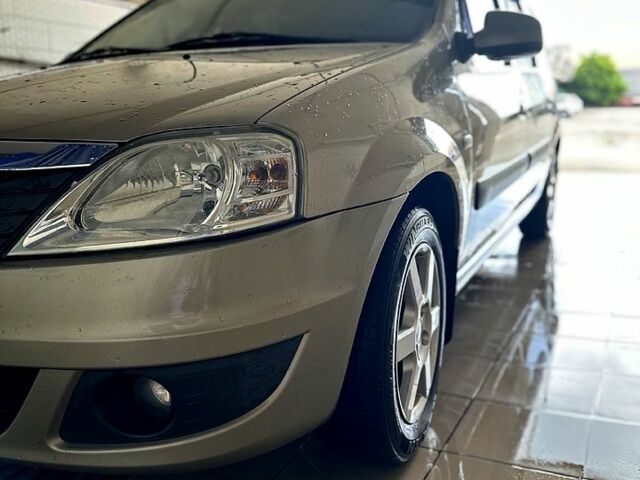 Дачия Логан, объемом двигателя 1.6 л и пробегом 208 тыс. км за 5500 $, фото 1 на Automoto.ua