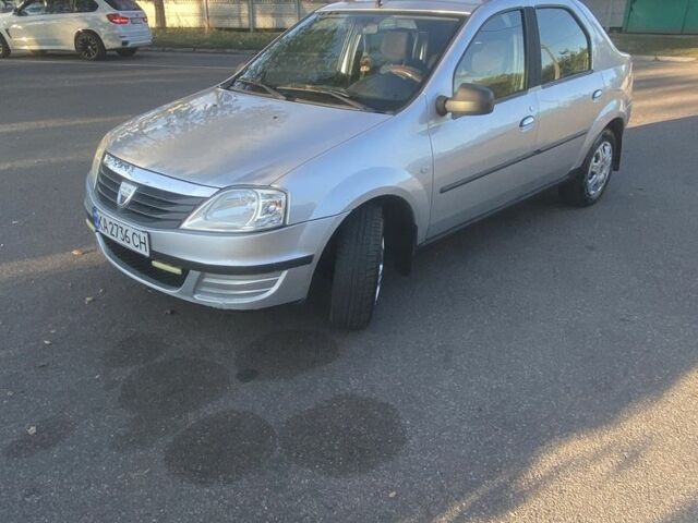 Сірий Дачія Logan, об'ємом двигуна 1.4 л та пробігом 322 тис. км за 2650 $, фото 1 на Automoto.ua