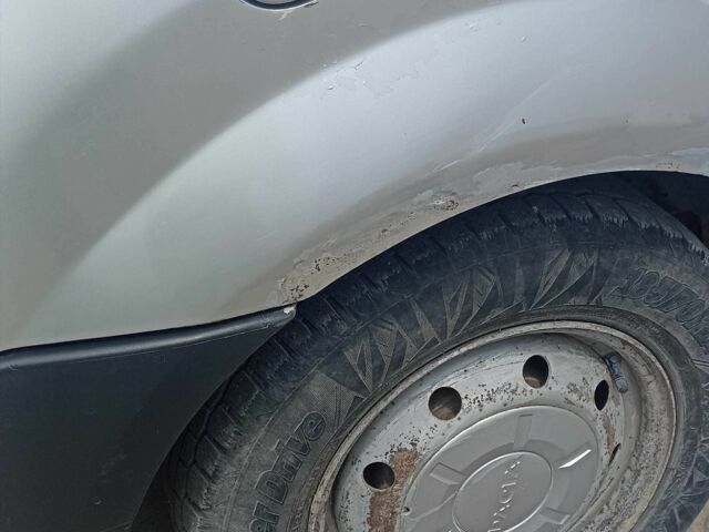 Сірий Дачія Logan, об'ємом двигуна 1.4 л та пробігом 250 тис. км за 3441 $, фото 1 на Automoto.ua