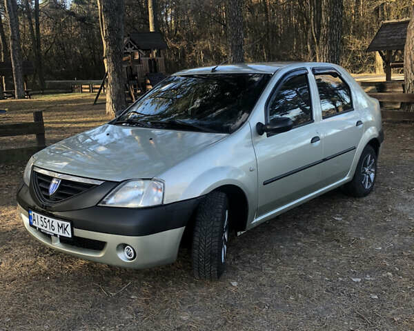 Сірий Дачія Logan, об'ємом двигуна 1.6 л та пробігом 257 тис. км за 3450 $, фото 1 на Automoto.ua