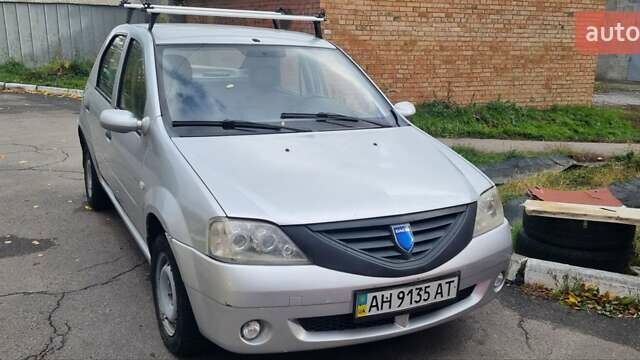 Серый Дачия Логан, объемом двигателя 1.4 л и пробегом 160 тыс. км за 3300 $, фото 1 на Automoto.ua