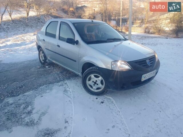 Серый Дачия Логан, объемом двигателя 1.4 л и пробегом 215 тыс. км за 2999 $, фото 1 на Automoto.ua