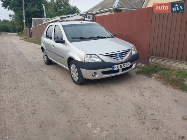 Серый Дачия Логан, объемом двигателя 1.39 л и пробегом 175 тыс. км за 3600 $, фото 1 на Automoto.ua