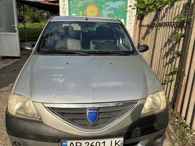 Серый Дачия Логан, объемом двигателя 1.6 л и пробегом 220 тыс. км за 3000 $, фото 1 на Automoto.ua
