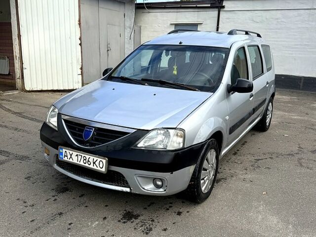 Серый Дачия Логан, объемом двигателя 1.6 л и пробегом 273 тыс. км за 3500 $, фото 1 на Automoto.ua