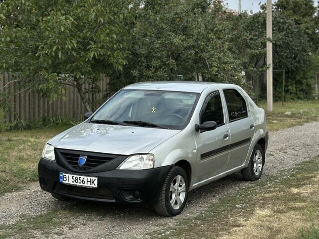 Серый Дачия Логан, объемом двигателя 1.4 л и пробегом 220 тыс. км за 2358 $, фото 1 на Automoto.ua