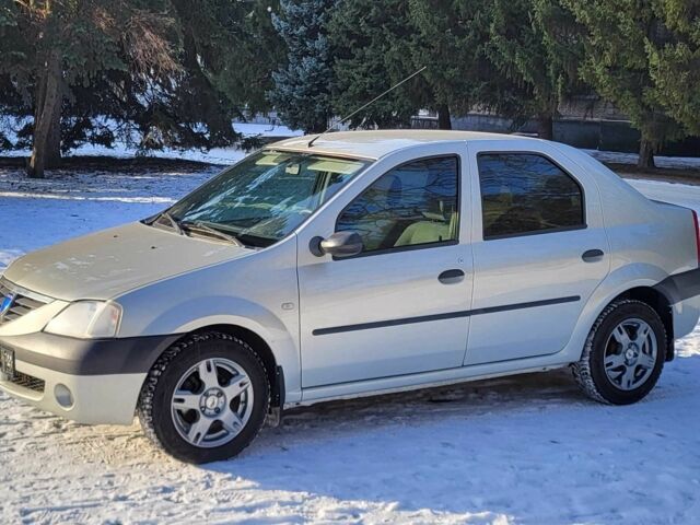 Серый Дачия Логан, объемом двигателя 1.6 л и пробегом 124 тыс. км за 3800 $, фото 1 на Automoto.ua