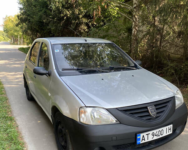 Серый Дачия Логан, объемом двигателя 1.4 л и пробегом 160 тыс. км за 2100 $, фото 1 на Automoto.ua
