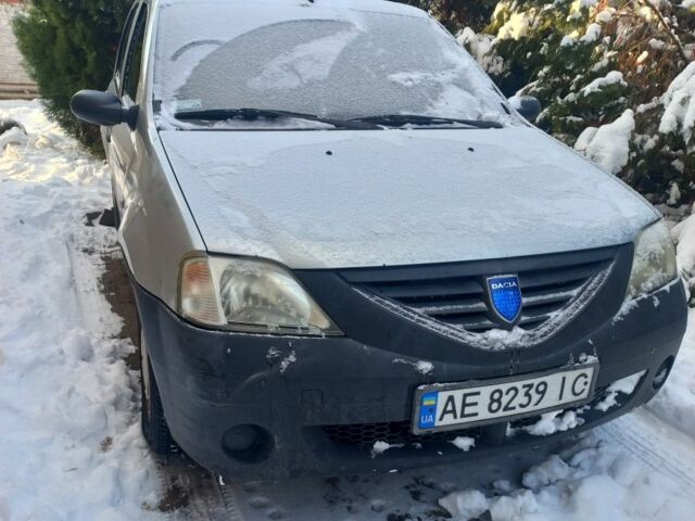 Сірий Дачія Logan, об'ємом двигуна 1.4 л та пробігом 250 тис. км за 1900 $, фото 1 на Automoto.ua
