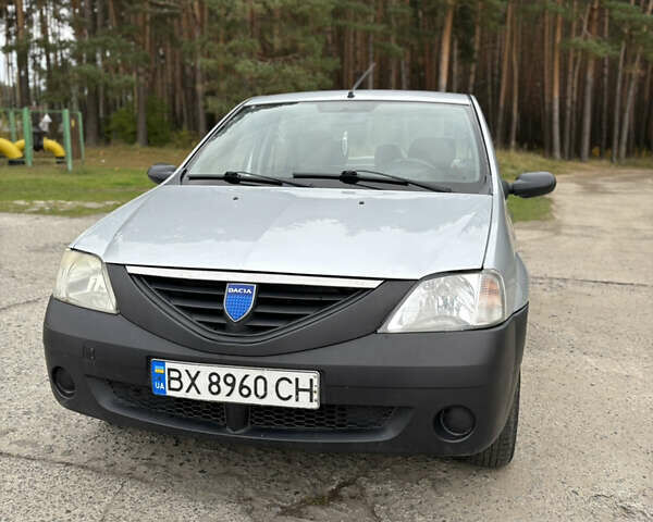 Сірий Дачія Logan, об'ємом двигуна 1.4 л та пробігом 239 тис. км за 3000 $, фото 1 на Automoto.ua