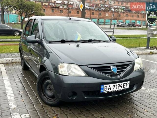 Сірий Дачія Logan, об'ємом двигуна 1.6 л та пробігом 301 тис. км за 4000 $, фото 1 на Automoto.ua