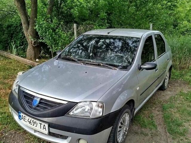 Серый Дачия Логан, объемом двигателя 1.6 л и пробегом 192 тыс. км за 4200 $, фото 1 на Automoto.ua