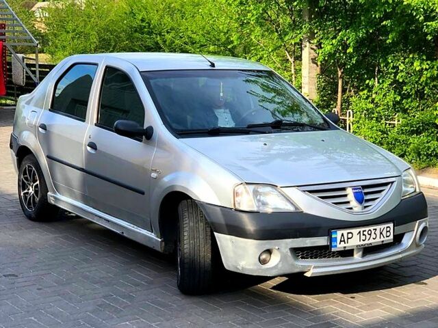 Серый Дачия Логан, объемом двигателя 1.6 л и пробегом 0 тыс. км за 4000 $, фото 1 на Automoto.ua