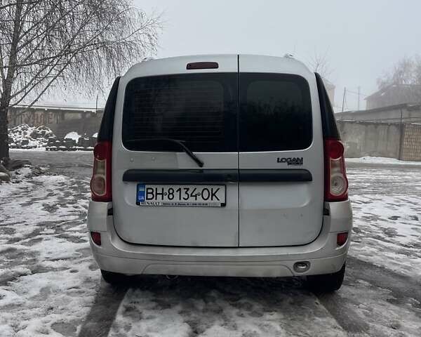 Серый Дачия Логан, объемом двигателя 1.6 л и пробегом 190 тыс. км за 3300 $, фото 1 на Automoto.ua