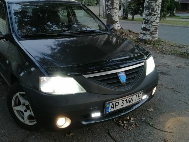 Серый Дачия Логан, объемом двигателя 0 л и пробегом 299 тыс. км за 3000 $, фото 1 на Automoto.ua