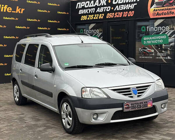 Серый Дачия Логан, объемом двигателя 1.6 л и пробегом 192 тыс. км за 5500 $, фото 1 на Automoto.ua