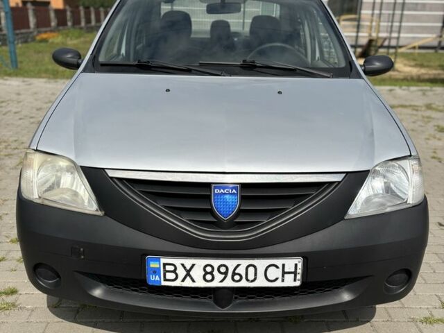Серый Дачия Логан, объемом двигателя 1.4 л и пробегом 236 тыс. км за 3200 $, фото 1 на Automoto.ua