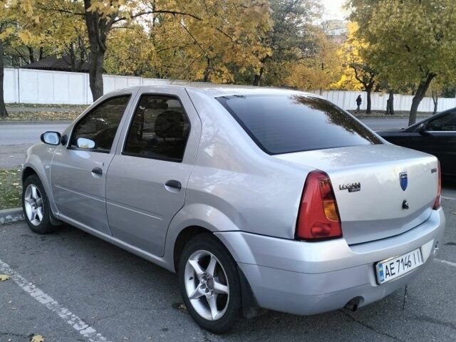 Серый Дачия Логан, объемом двигателя 1.4 л и пробегом 3 тыс. км за 2600 $, фото 1 на Automoto.ua