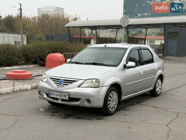 Серый Дачия Логан, объемом двигателя 1.6 л и пробегом 361 тыс. км за 1999 $, фото 1 на Automoto.ua