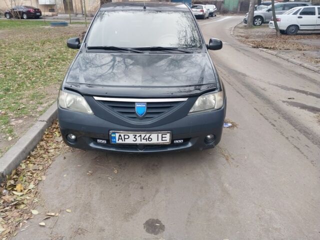 Серый Дачия Логан, объемом двигателя 1.4 л и пробегом 310 тыс. км за 2000 $, фото 1 на Automoto.ua