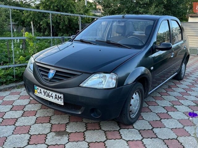 Серый Дачия Логан, объемом двигателя 1.4 л и пробегом 152 тыс. км за 3400 $, фото 1 на Automoto.ua