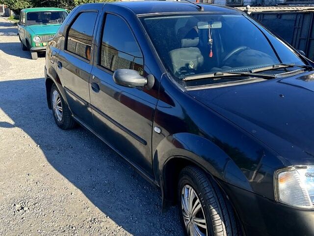 Серый Дачия Логан, объемом двигателя 1.4 л и пробегом 313 тыс. км за 2999 $, фото 1 на Automoto.ua